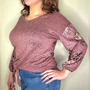 Elegant Mauve Floral Sleeve Blouse